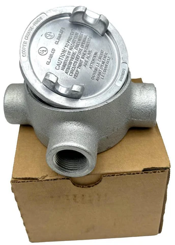 Crouse-Hinds GUAX26 O-Ring Gasket and Ground Screw for 3/4" outlet box