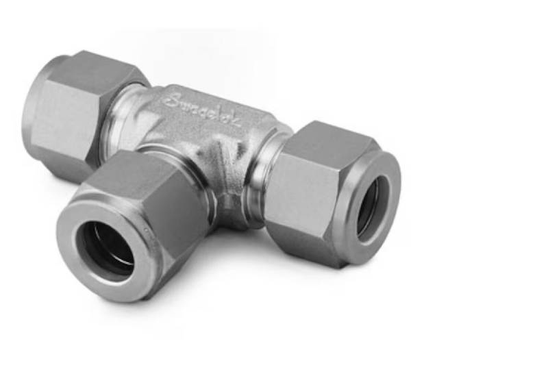 Stainless Steel Swagelok Tube Fitting, Union Tee, 5/8 in. Tube OD.  SS-1010-3 - Image 1